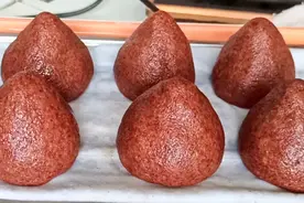 杂粮窝头做法，加2种食材，口感松软细腻，放凉也不硬，营养健康视频封面