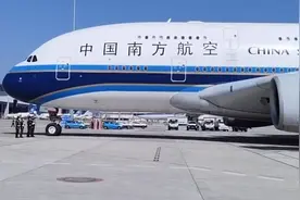 南航A380最后一次国内起飞