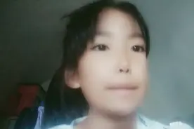 4分钟就可以把身上的起泡胶给清理掉，简单又易学自己就能解决。