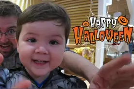 混血宝宝万圣节变身肌肉男，史上最爱暴露真面目的蝙蝠侠视频封面