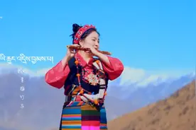 分享一首抖音最火歌曲《我的青梅竹马》 歌手：日珠视频封面