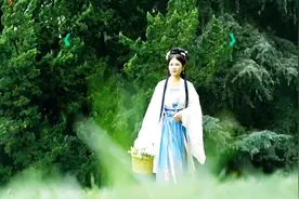 罗文演唱的《尘缘》国语版太好听了，绝对是经典视频封面