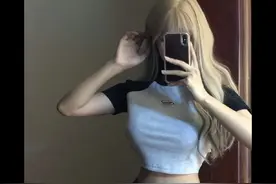 我的身材好看吗？你说能不能反手摸到肚脐呀视频封面