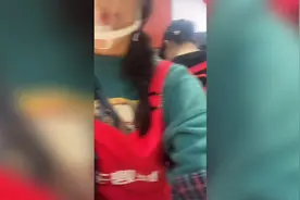 女人一定不要恋爱脑一定要好好爱自己，看了小慧直播真的很心疼她视频封面