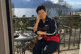 刘炜姗4-1倪夏莲夺冠，58岁的倪夏莲输球不输人称赞珊珊，好可爱视频封面
