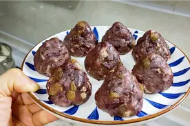 红豆不要煮粥了，用5种食材，教你做杂粮粘豆包，软糯香甜，好吃
