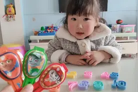 宝宝学习数字，0到10每个数字都认识，答对了奖励奶酪棒吃哦！