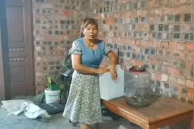 还有10天到妈妈生日，弄了30斤米酒泡红枣枸纪，让朋友们不醉不归视频封面