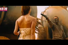 电影：维密超模参演的电影，末日沙漠里视频封面