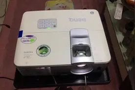 真1080P双高清接口明基W1070投影仪投影比LED投影亮视频封面
