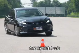 加速没有任何惊喜 过程平平淡淡 丰田凯美瑞 2.0L 全面性能测试视频封面