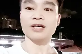 新加坡的送外卖工作太香了，很羡慕这样的工作！视频封面
