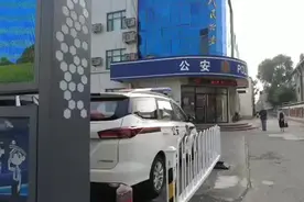 视频｜鲁浙两地公安联动，失散54年的双胞胎姐妹终团圆图片