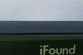 电脑屏幕闪烁的点点是怎么回事?视频封面