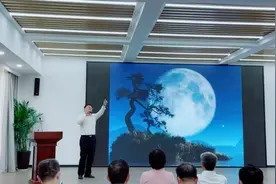 河南省大数据管理局第12届读书分享会，朱明局长朗诵视频封面