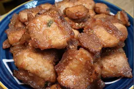客家南乳炸花肉，🐷干香酥脆，香而不腻，简单又好吃👍🏻视频封面