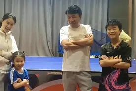 王楠儿子郭麒生日，妹妹笑笑送上祝福语出惊人，惹得全家哈哈大笑