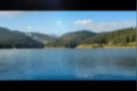 当你抱怨没有鞋子的时候，还有人没有脚。（尼克·胡哲）视频封面