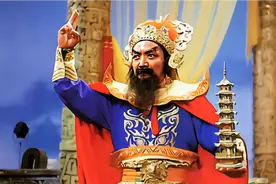 托塔李天王是天庭兵马大元帅，武力不俗，忠肝义胆，还有个小女儿视频封面
