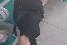 车站中暑好心的服务员给我揪痧视频封面