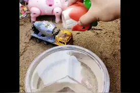 哎吆这是谁的车呀？这么脏？看我蘑菇炮的……