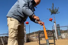 二踢脚火箭筒第一视角，近距离观察，真的很有力视频封面