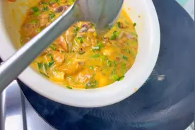 广东特色菜：鱼肠煎鸡蛋，鱼肠和肝这样做，脆嫩爽口又不腥视频封面