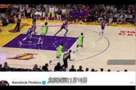 第1个爆发的湖人超巨！浓眉哥狂喷全队太烂了，直言对球队很失望视频封面