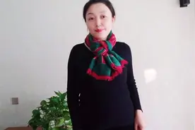 大长方薄围巾两种利索系法！简单好学好用！喜欢就给个强烈推荐吧