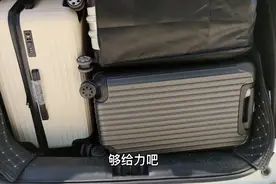 埃安y跑顺风车不错，后备箱空间够大拉4个箱子，今天总收入600多