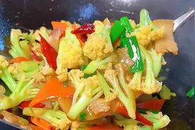 花菜好吃的家常做法，清脆入味，下酒又下饭，大人小孩都喜欢吃