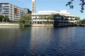 美国CNN 电视台视频封面