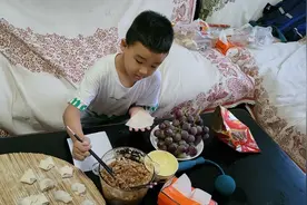 贴心的小暖男！？视频封面