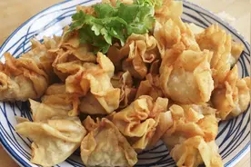 🇲🇾炸云吞这样做🐷外酥里嫩，一口一个，好吃到停不下来视频封面