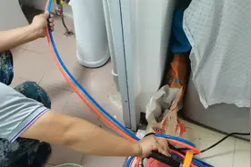 您还在为卫生间漏水而烦恼吗？为您介绍一种简单的维修方法视频封面