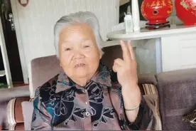 85岁奶奶的日常，以前年轻时受过苦经历过没吃喝年代视频封面