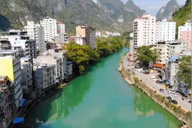 广西人口最多的乡村，高楼林立，看到这样的环境我匆忙离开视频封面