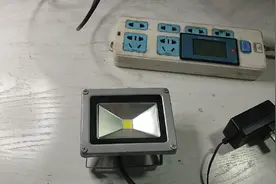 LED灯维修视频封面