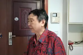 在妈妈眼里，只有我们四个才是一家人😁😁视频封面