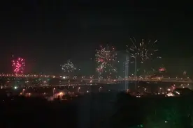 北国长春的焰火晚会视频封面