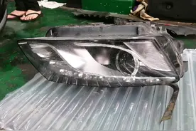 奥迪Q5更换拆车件大灯，闪亮登场😏😏😏视频封面