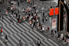成都一线城市，拥有8环的城市视频封面
