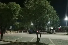去温州路上随意一拍，还有210km，到下个服务器再拍