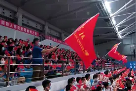 星河灿烂！武大2022级研究生开学典礼惊艳了视频封面