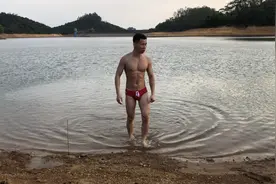 户外游泳2023.3，三角游泳裤视频封面