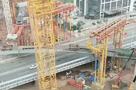 中国的骄傲！中联重科产全球最大塔吊D5200-240视频封面