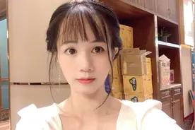 宝宝6个月长牙啦，还会叫爸妈了，辛苦并快乐着，长的牙太可爱了