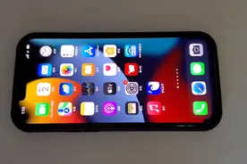 iPhone 12 Pro Max iOS 15.0.1安兔兔跑分测试视频封面