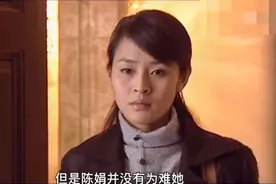 妻子突然回家，就发现丈夫这样，气的话都说不出来