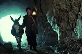 神秘山洞藏有大量黄金视频封面
